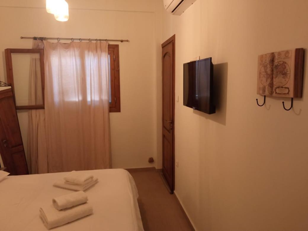 Utopia Suites Aegina Exterior photo